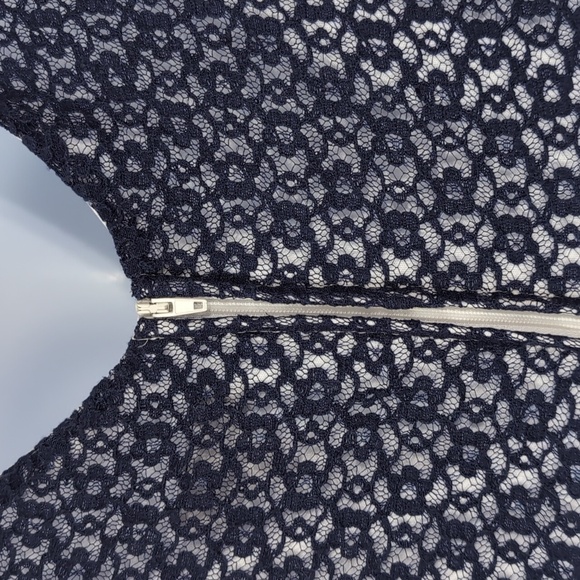 B. Darlin Blue White Fit and Flare Flowy Dress Sleeveless Size 3/4 - Picture 3 of 5